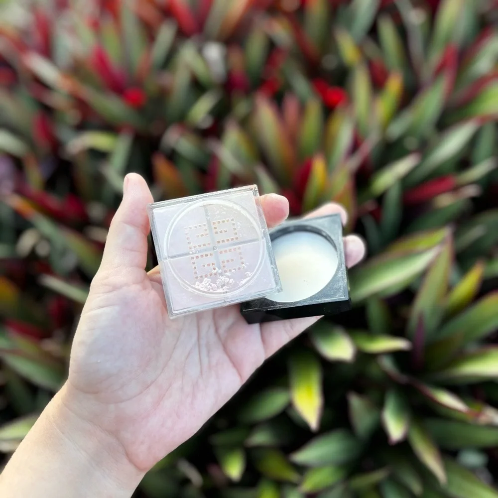 Givenchy Mini Illuminating & Color Correcting Loose Powder • Voile Rose